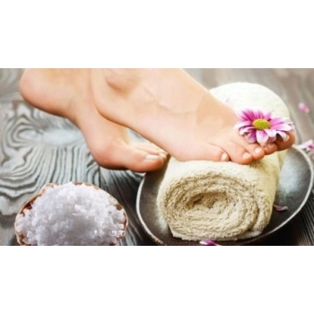 Rozgrzewająca sól do moczenia stóp z ziołami IMBIR ROZMARYN CYNAMON